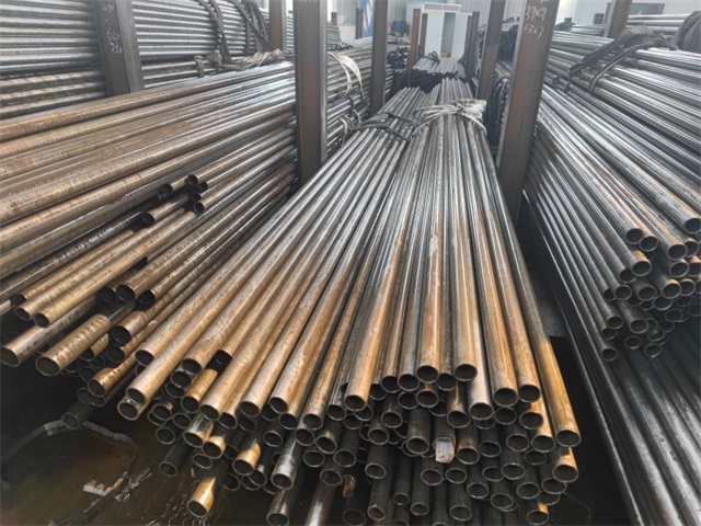 昌都35CrMo精密无缝钢管