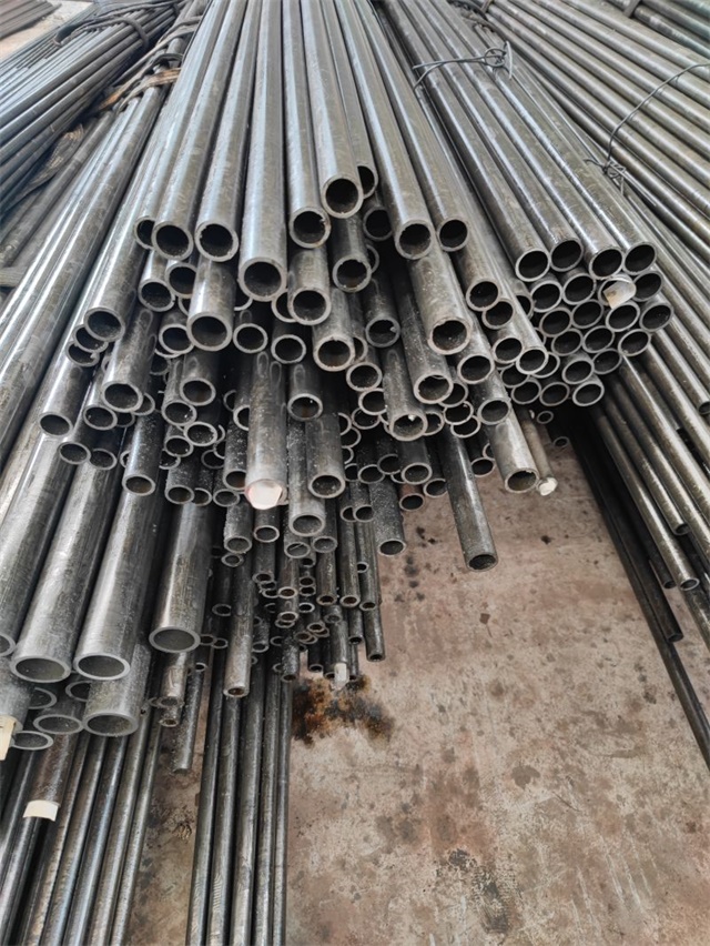 昌都精密光亮无缝钢管厂