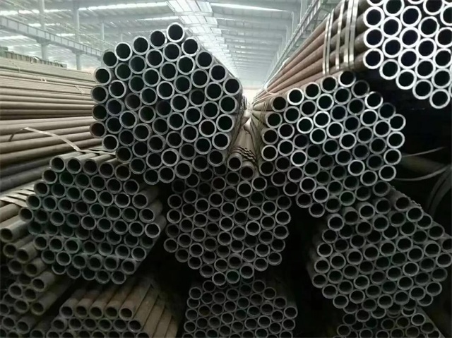 昌都20#石油裂化用无缝钢管